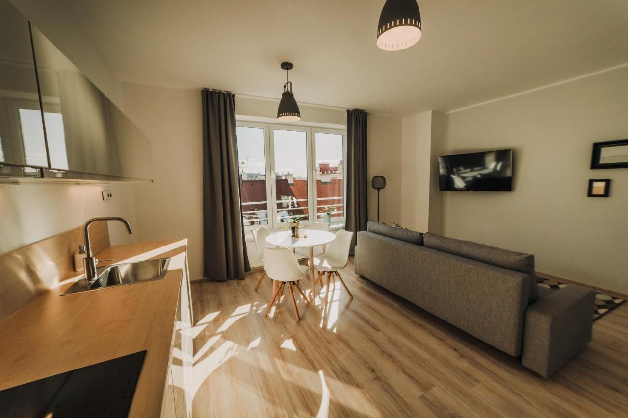 New Equipped Apartment In The City Center Пльзень Экстерьер фото