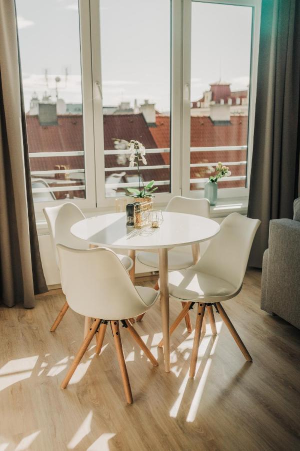 New Equipped Apartment In The City Center Пльзень Экстерьер фото